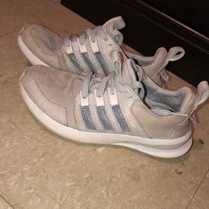 Adidas SL Loop size 6
